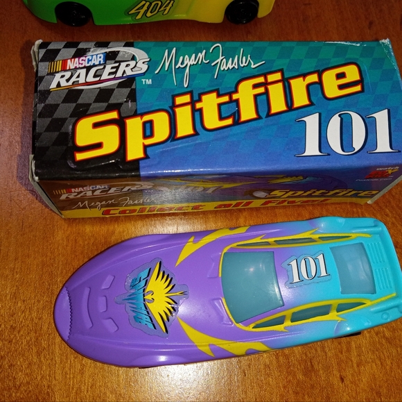 Nascar Racers -Stunts, Spitfire - Picture 5 of 6